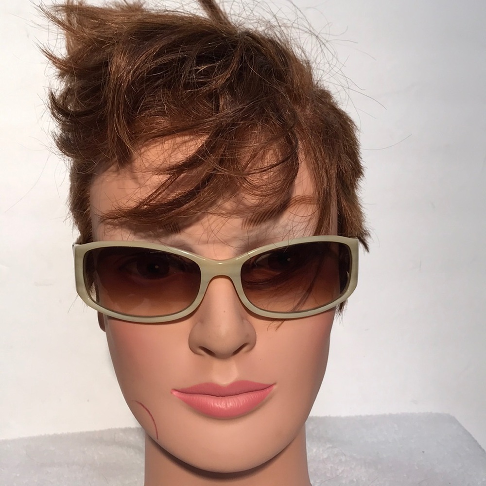 GENUINE COACH ABIGALE SUNGLASSES (SAND HORN)